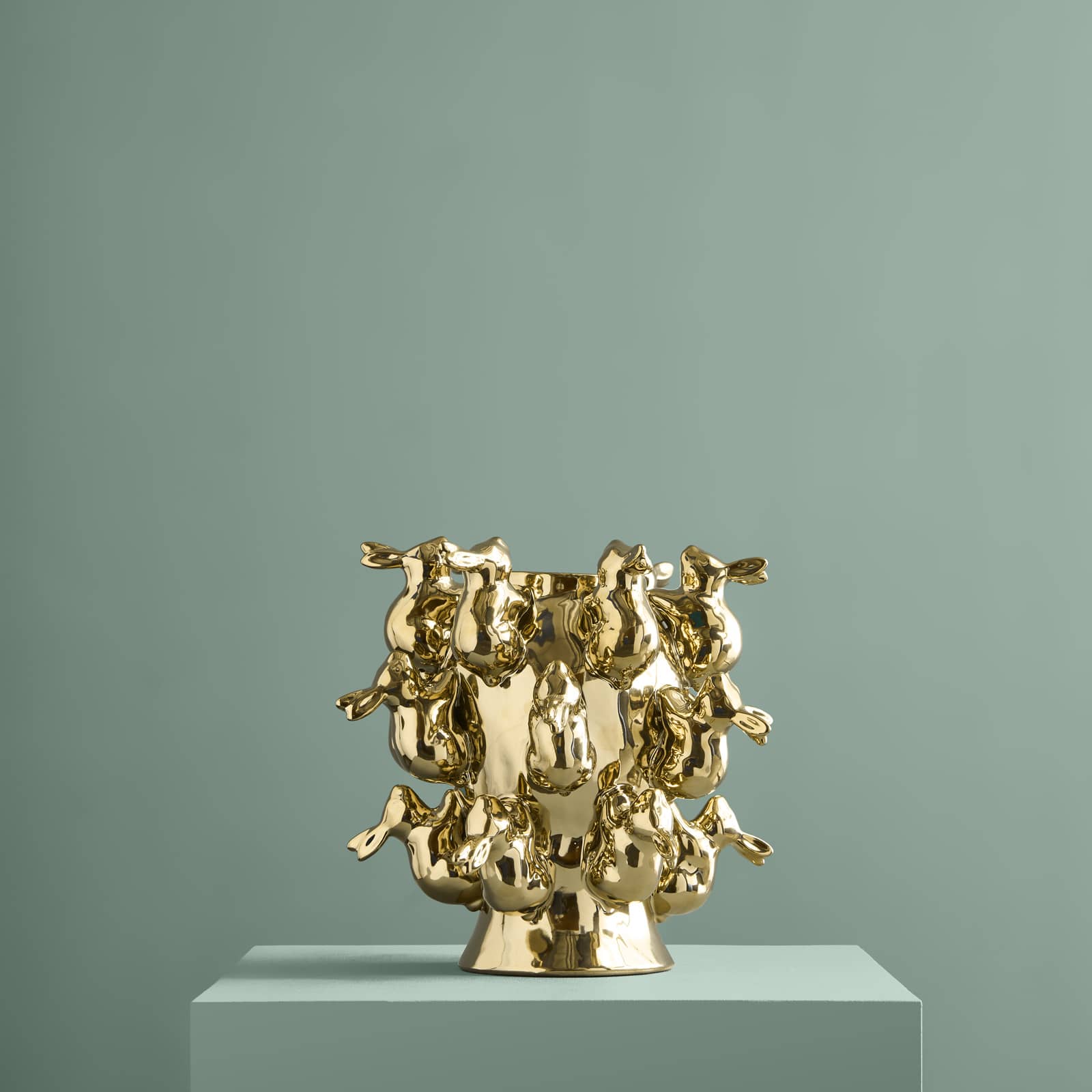 Vase mit Hasen Rabbits, gold